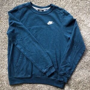 Nike sweater XS